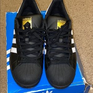 Adidas Superstar